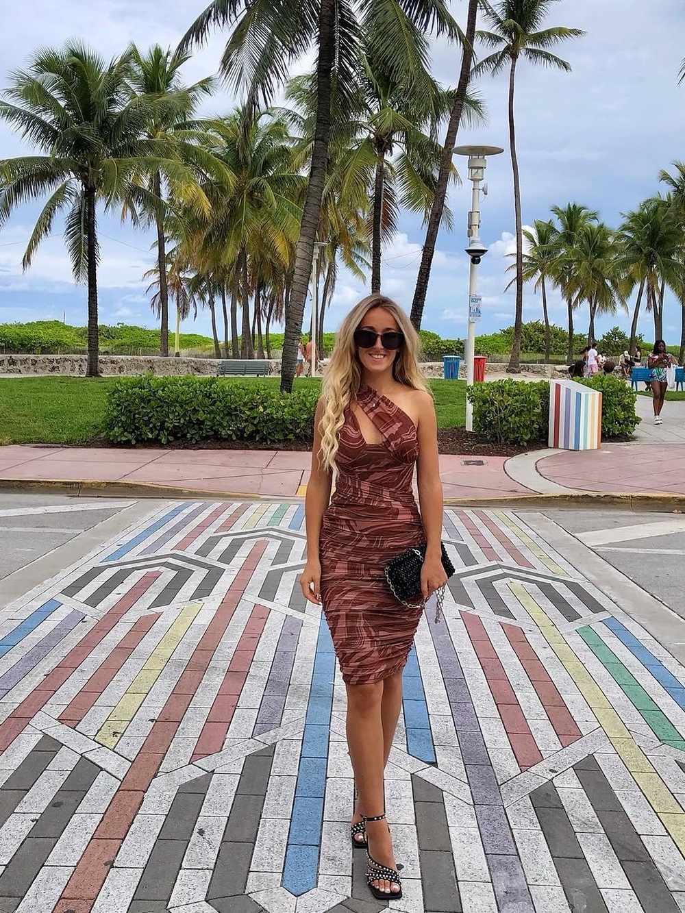 Fashion Nova Brown One-Shoulder Ruched Midi Dress